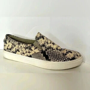 Steve Madden Leather Flocked Outsole Snake Skin Slip On Sneakers Women Size 7.5M